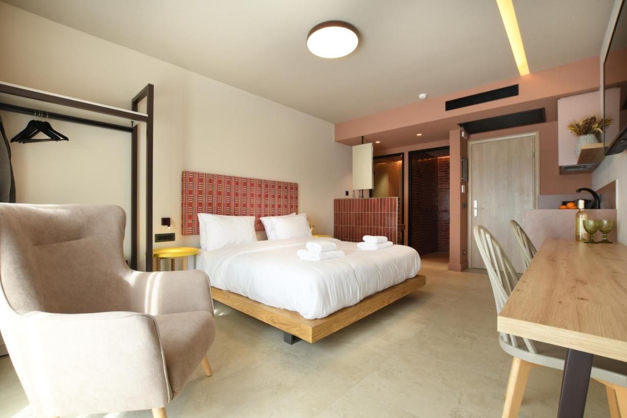 Pavo Art Hotel Ираклио Екстериор снимка