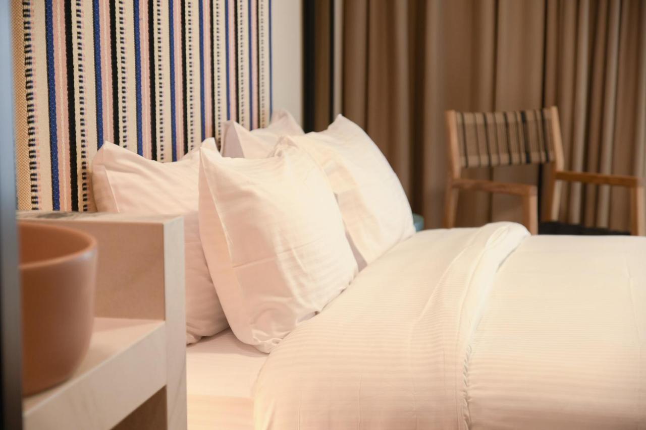 Pavo Art Hotel Ираклио Екстериор снимка