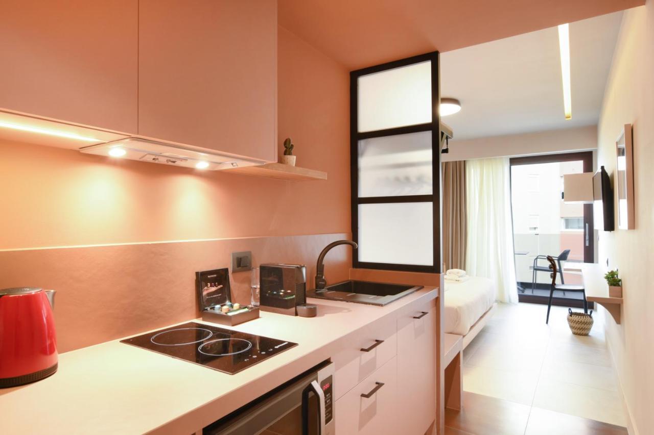 Pavo Art Hotel Ираклио Екстериор снимка