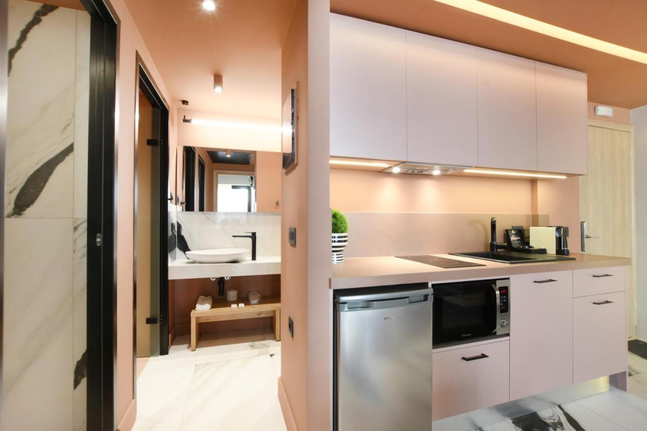 Pavo Art Hotel Ираклио Екстериор снимка