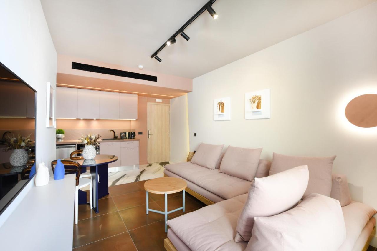 Pavo Art Hotel Ираклио Екстериор снимка